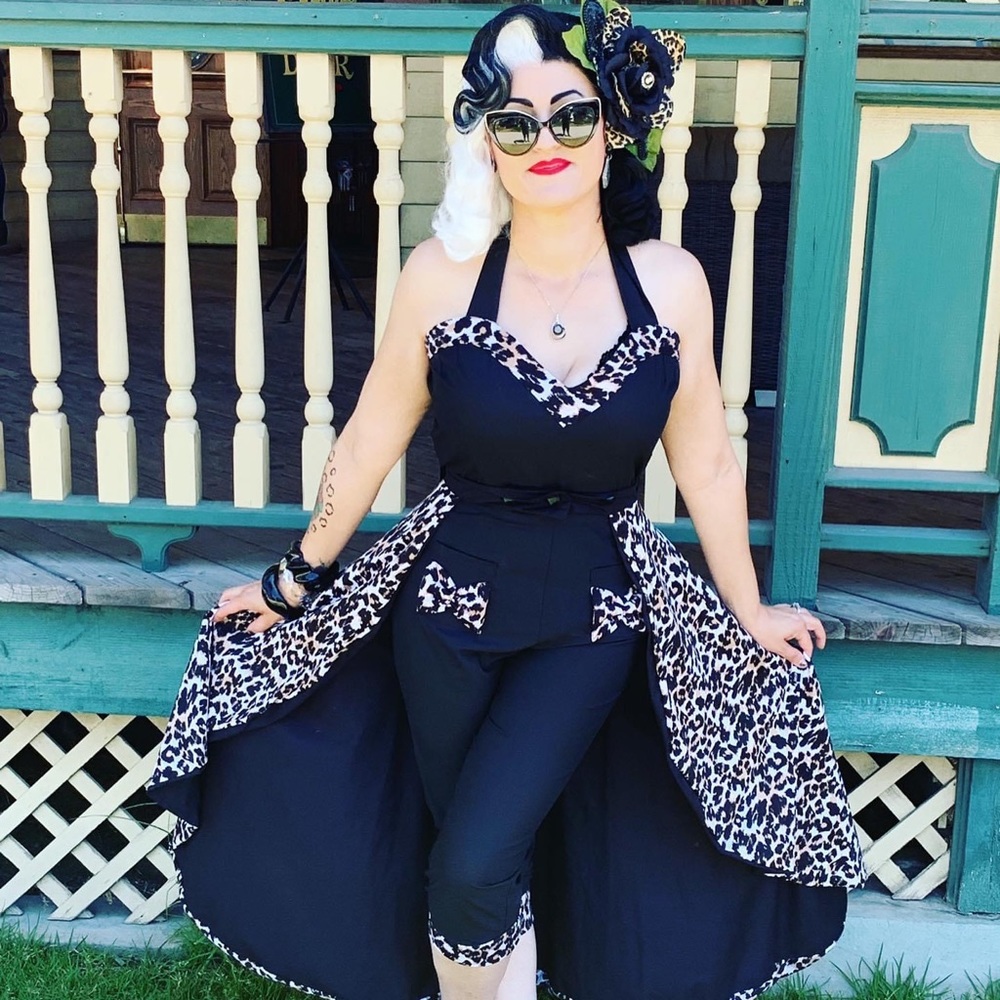 Lady de couture overlay skirt